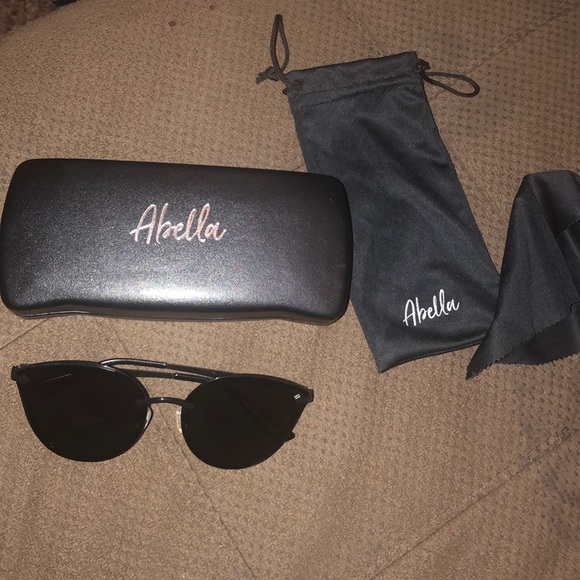 Abella Sunglasses - Picture 1 of 4